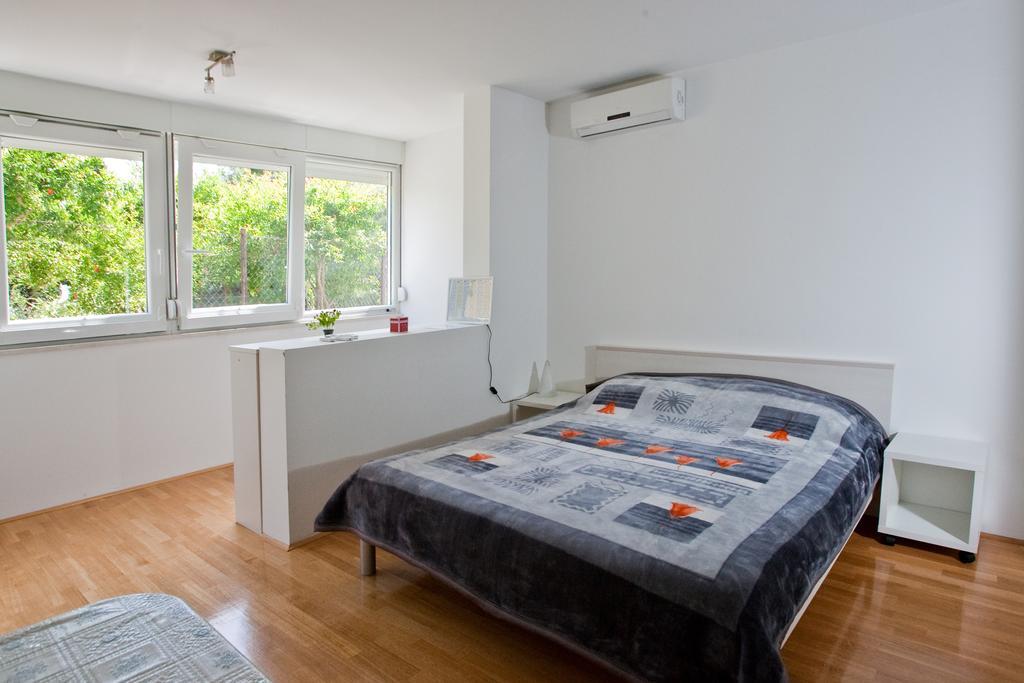 Apartment Busic In Σπλιτ Δωμάτιο φωτογραφία